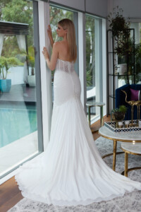rent wedding gown Melbourne